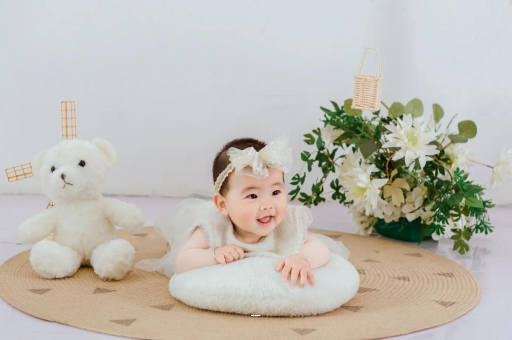 沅江宝宝三个月抬头不稳